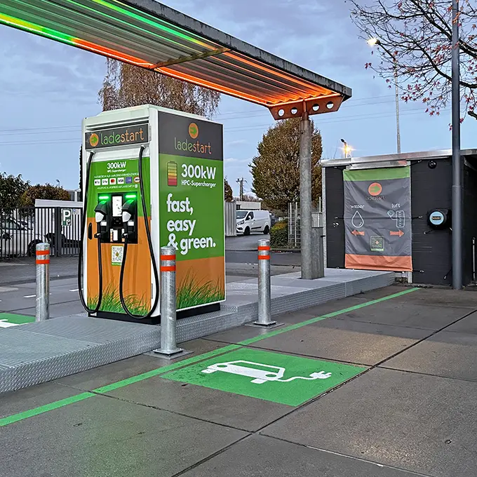 chargepost_amperio_Ratingen_680x680px_rgb_72dpi.webp